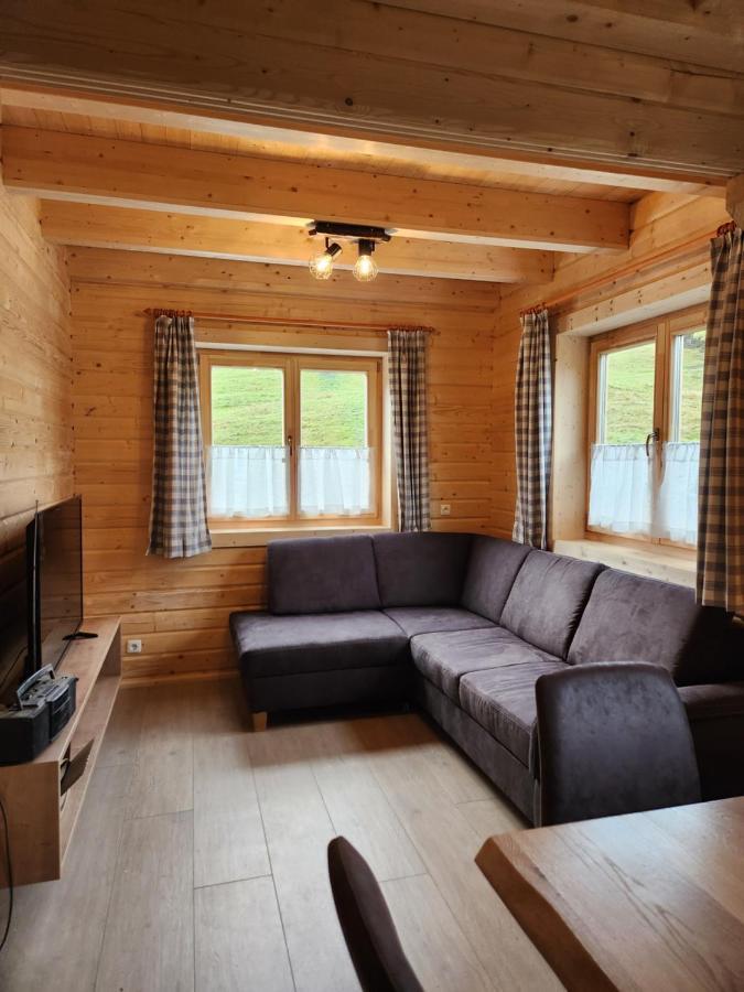 Lipphuette Top Lage Mit Traumhafter Aussicht เราริส ภายนอก รูปภาพ