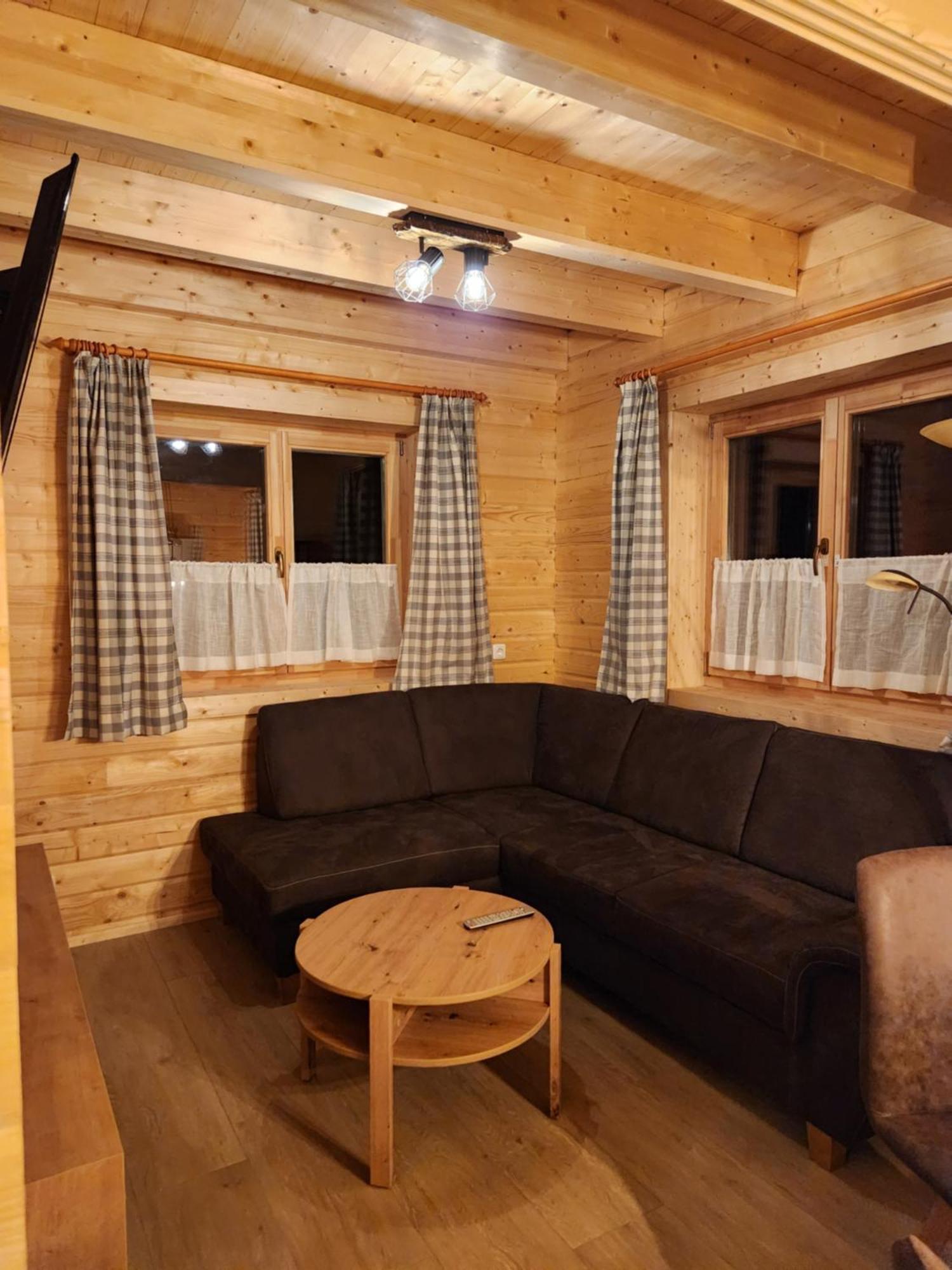 Lipphuette Top Lage Mit Traumhafter Aussicht เราริส ภายนอก รูปภาพ