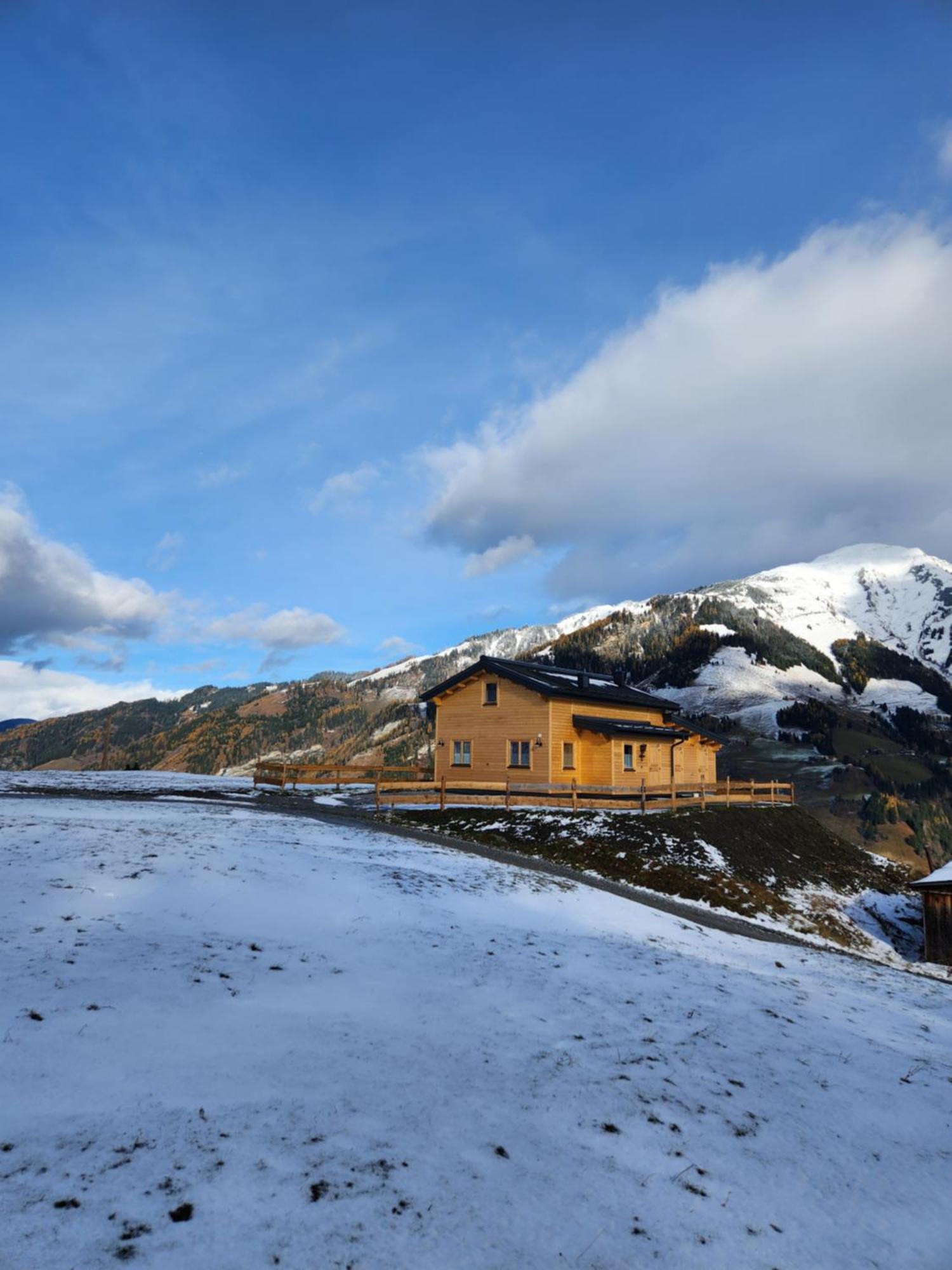 Lipphuette Top Lage Mit Traumhafter Aussicht เราริส ภายนอก รูปภาพ