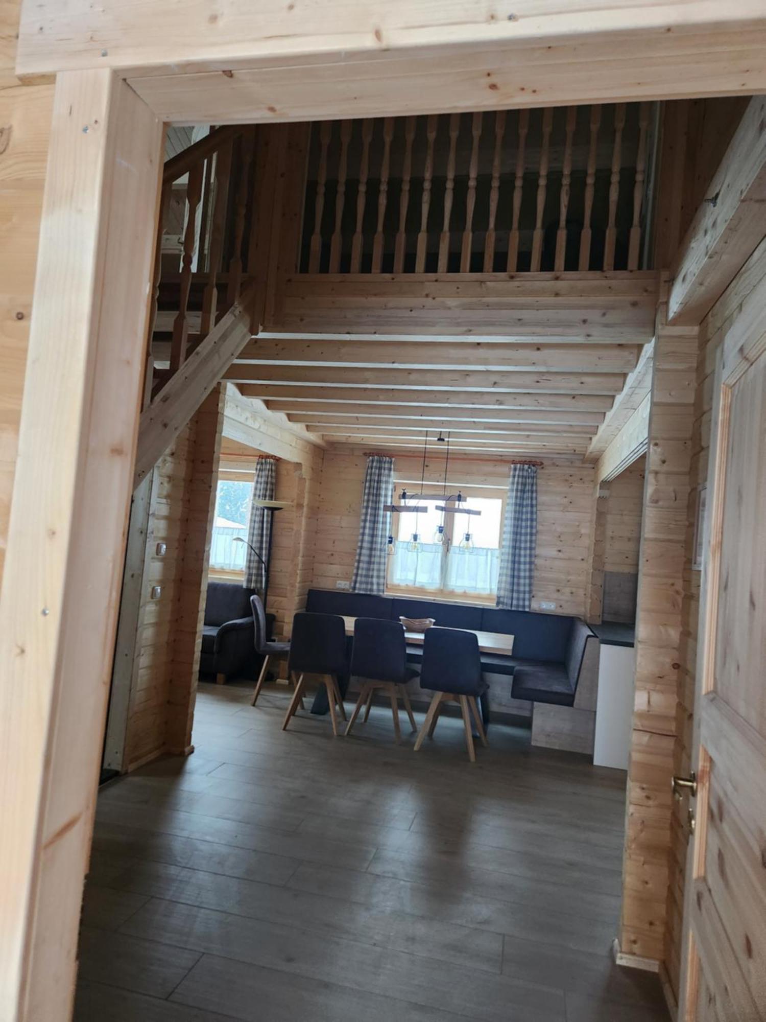 Lipphuette Top Lage Mit Traumhafter Aussicht เราริส ภายนอก รูปภาพ
